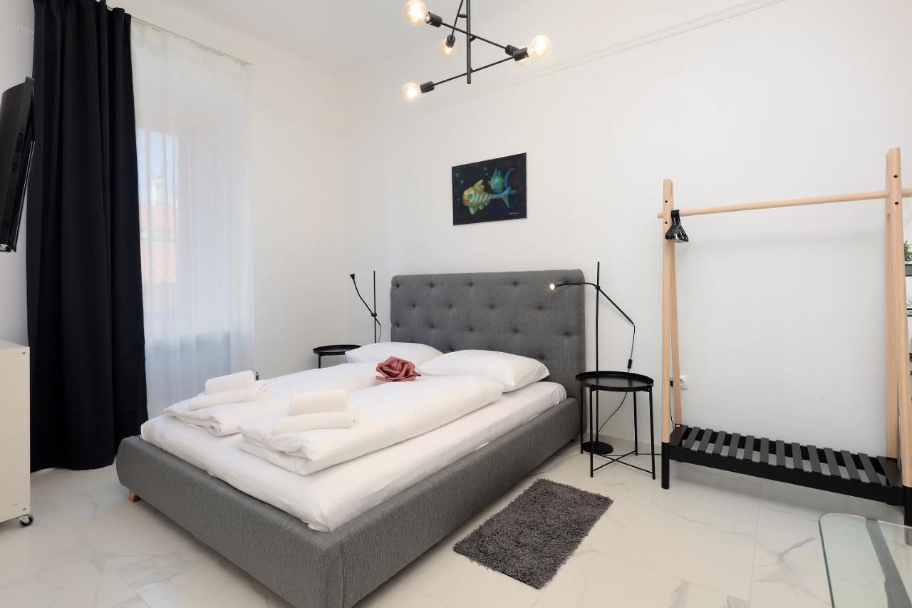 Apartments Luan 리예카 외부 사진