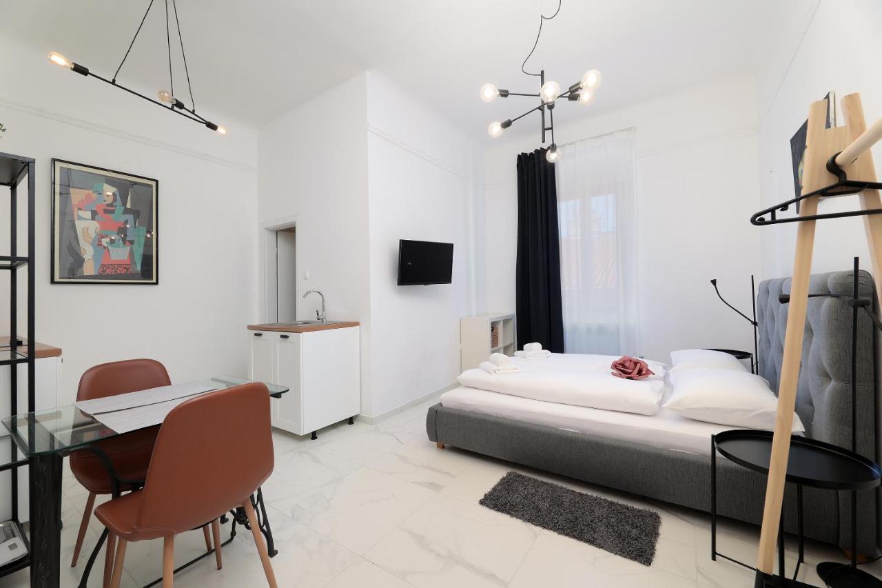Apartments Luan 리예카 외부 사진